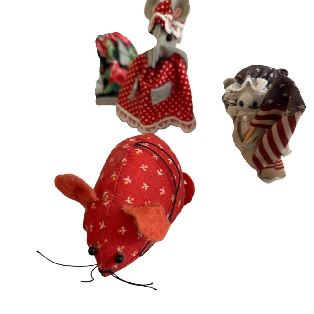14 Vintage Mice Felt Real Mouse Figurines Mix Style Holiday Patriotic Misc Decor - Picture 6 of 17